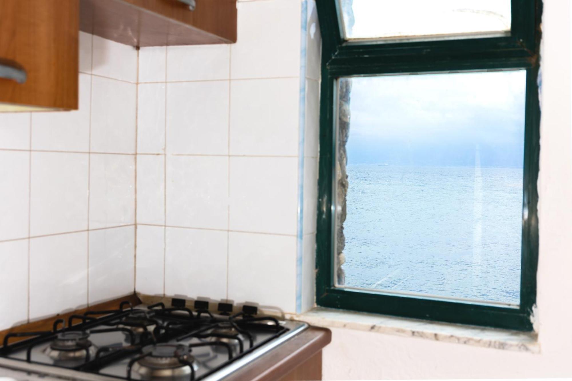 Riva Smeralda Camping Lodge Milazzo Bagian luar foto