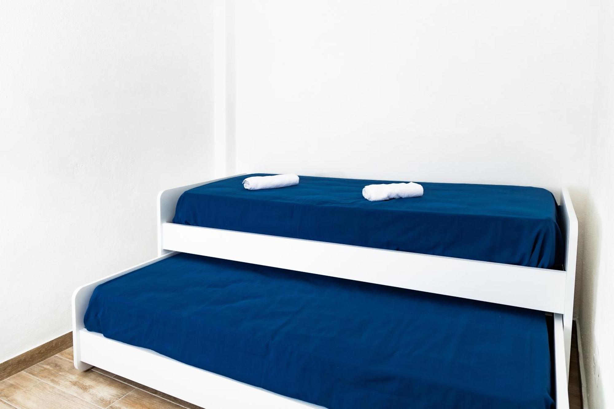 Riva Smeralda Camping Lodge Milazzo Bagian luar foto