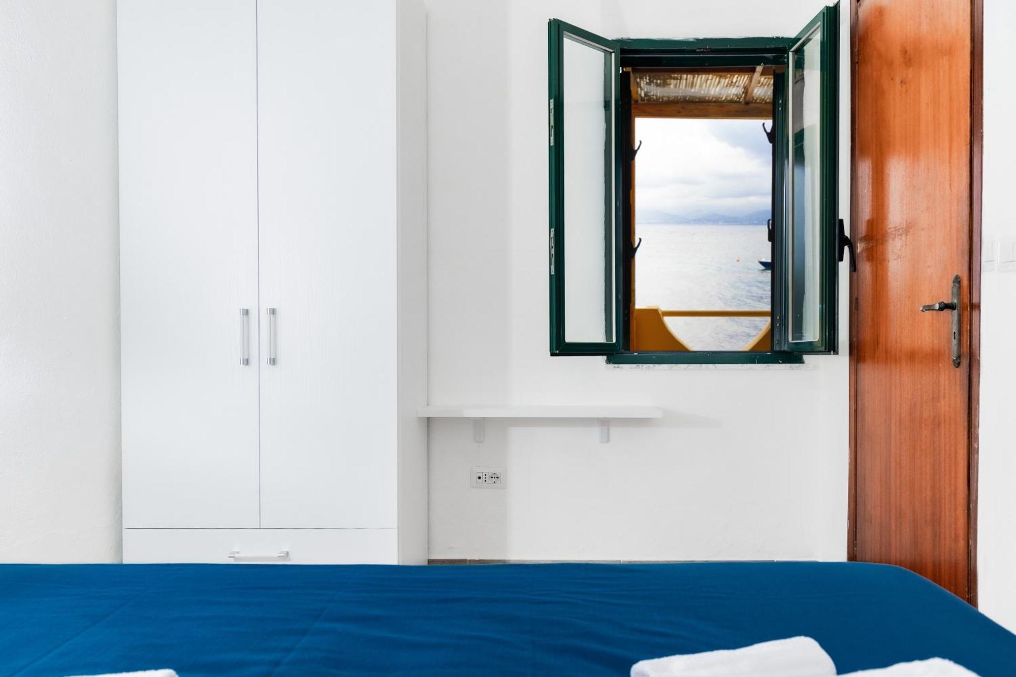 Riva Smeralda Camping Lodge Milazzo Bagian luar foto
